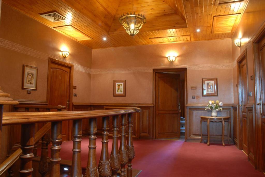 Le Palais Des Cerisiers 4*